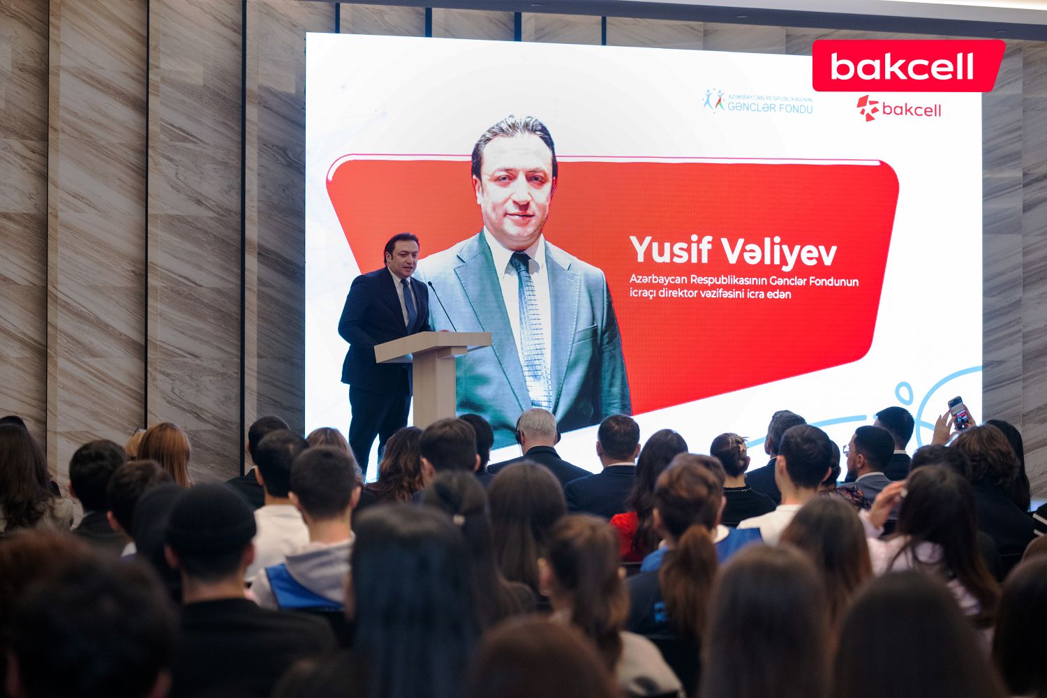 Bakcell və Gənclər Fondu “İnnovasiya və Süni İntellekt” üzrə təqaüd proqramını elan edir